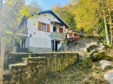 Detached villa with surrounding land