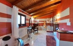 Villa with privare garden and small pool