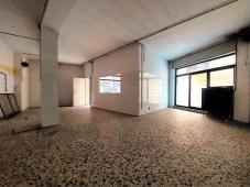Entire building for sale, from foundation to roof in the town center of Ormea