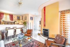 Exquisite 3-Level Seaside Villa For Sale in Chalkida