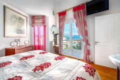 Exquisite 3-Level Seaside Villa For Sale in Chalkida