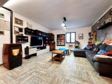 Renovated apartment with 5 rooms plus terrace and garage in the Borgo Ponte, Garessio
