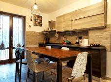 Renovated apartment with 5 rooms plus terrace and garage in the Borgo Ponte, Garessio