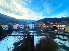 Renovated apartment with 5 rooms plus terrace and garage in the Borgo Ponte, Garessio