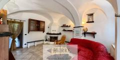 Prestigious historic detached house for sale in Vado
