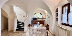 Prestigious historic detached house for sale in Vado