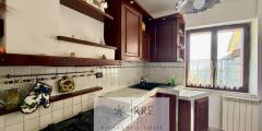Prestigious historic detached house for sale in Vado