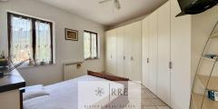 Prestigious historic detached house for sale in Vado