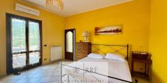 Prestigious historic detached house for sale in Vado