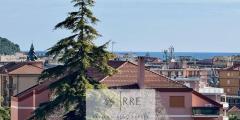 Splendid three-room apartment with a magnificent sea-view in Andora