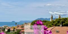 Villa for sale with sea view – Riviera Ligure