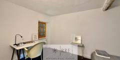 Semi-detached house with terrace overlooking the valley in Aquila d’Arroscia