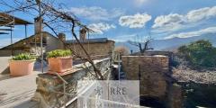 Semi-detached house with terrace overlooking the valley in Aquila d’Arroscia