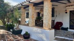 Independent cortijo with sea views — 10 min walk to the beach