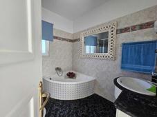 For sale 2-storey villa  in Crete