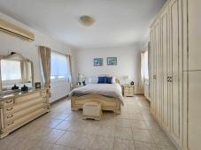 For sale 2-storey villa  in Crete
