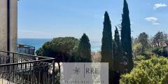 Semi-detached Villa With Unobstructed Sea Views And Exclusive Potential In Pietra Ligure