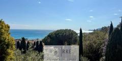 Semi-detached Villa With Unobstructed Sea Views And Exclusive Potential In Pietra Ligure