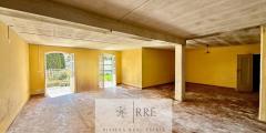 Semi-detached Villa With Unobstructed Sea Views And Exclusive Potential In Pietra Ligure