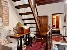 Town house with double terrace and mountain views