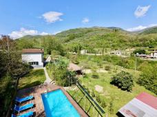 For sale fully renovated detached house with swimming pool, garden in Vessalico