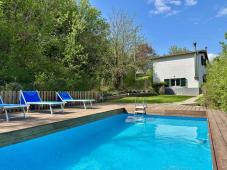 For sale fully renovated detached house with swimming pool, garden in Vessalico