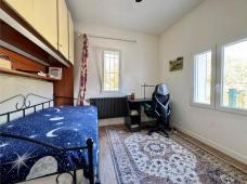 For sale fully renovated detached house with swimming pool, garden in Vessalico