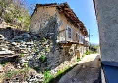 Newly renovated rustic house in a mountain village