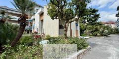 Four-bedroom apartment with terrace for sale in Loano