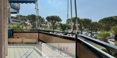 Four-bedroom apartment with terrace for sale in Loano
