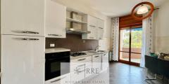 Four-bedroom apartment with terrace for sale in Loano
