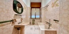 Four-bedroom apartment with terrace for sale in Loano