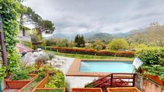 Exclusive villa at the Garlenda Golf Club with a swimming pool