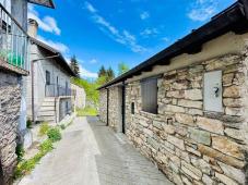 For sale finely renovated house in a mountain village with sea views