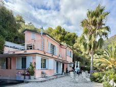 Villa with spectacular panoramic sea view