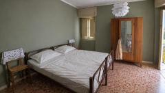 Rustic recently refurbished town house with 3 rooms, 2 bathrooms, balcony, option for rent-to-buy