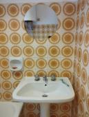 Rustic recently refurbished town house with 3 rooms, 2 bathrooms, balcony, option for rent-to-buy