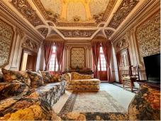 For sale prestigious period apartment in town centre of Pieve di Teco