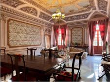 For sale prestigious period apartment in town centre of Pieve di Teco