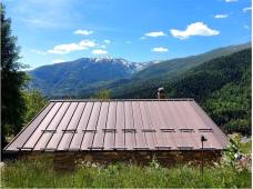 For sale Typical local mountain house, isolated and with private surrounding land