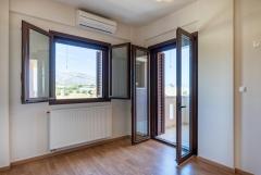 3-bedroom ground floor apartment with sea view for sale in Crete