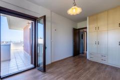 3-bedroom ground floor apartment with sea view for sale in Crete