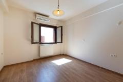 3-bedroom ground floor apartment with sea view for sale in Crete