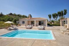 For Sale Charming 3-Bedroom Villa with Mountain Views in Heraklion Mainland, Crete