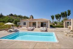 For Sale Charming 3-Bedroom Villa with Mountain Views in Heraklion Mainland, Crete