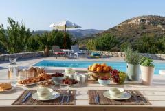 For Sale Charming 3-Bedroom Villa with Mountain Views in Heraklion Mainland, Crete