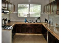 3 bed fully furnished House in superb area