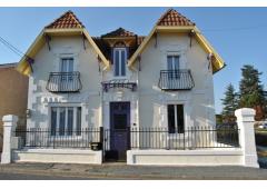 Fully furnished townhouse for long term rent in Mussidan