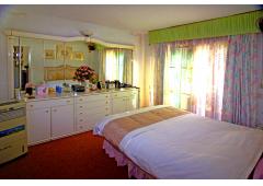 Cosy house in privileged area
