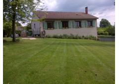 Creuse - bungalow with basement and large garden